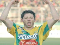 Hemani, le canonnier du Djurdjura JSK ...IL EST SACR MEILLEUR BUTEUR DE LA SAISON 2007-2008 ...