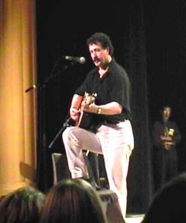 Lounis At Menguellet en concert